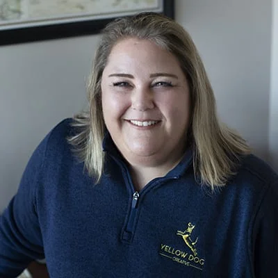 Theresa Darr headshot