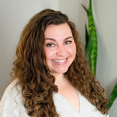 Allie Mestnik headshot